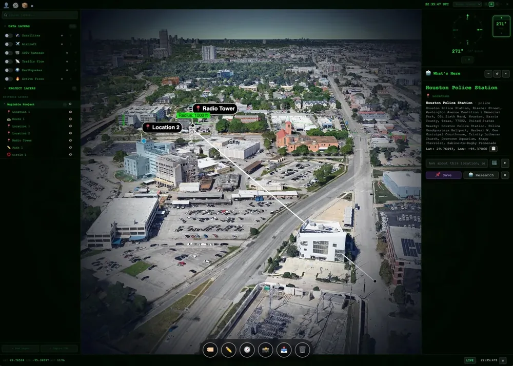 Drawing and measurement tools on photorealistic terrain
